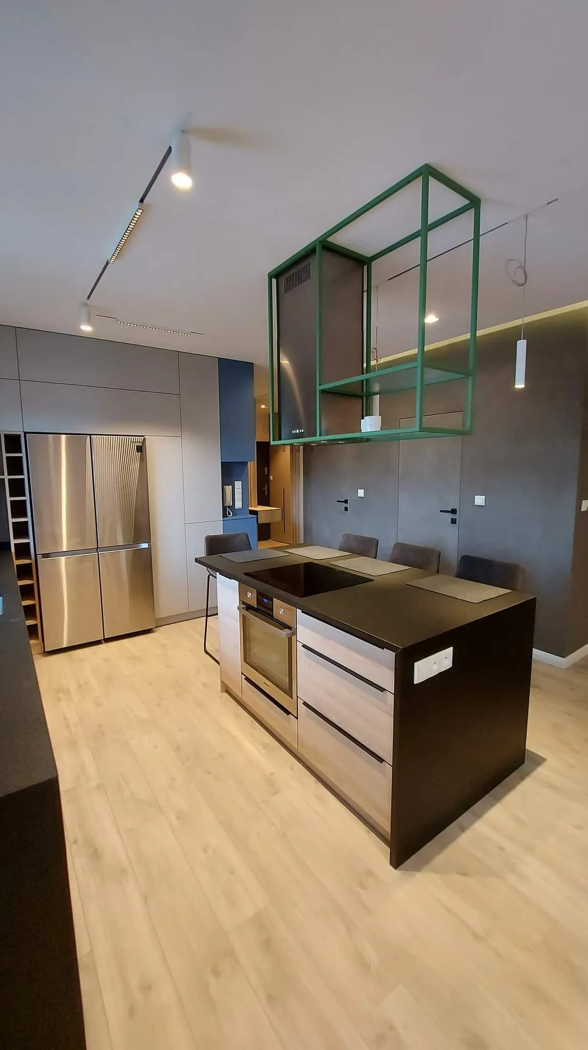 Realizacja WMS MEBLE — projekt 3