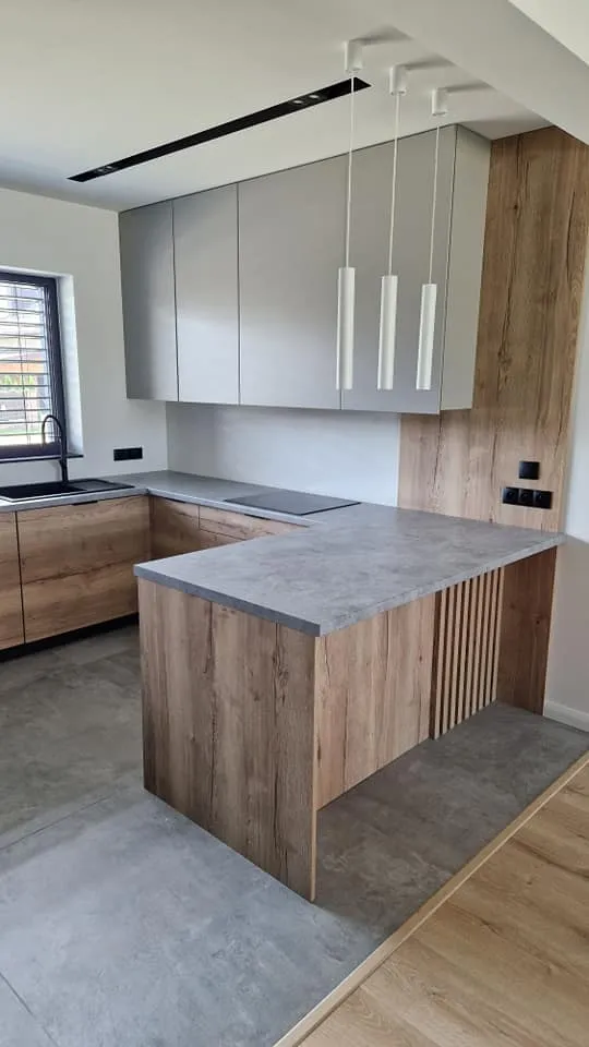 Realizacja WMS MEBLE — projekt 11