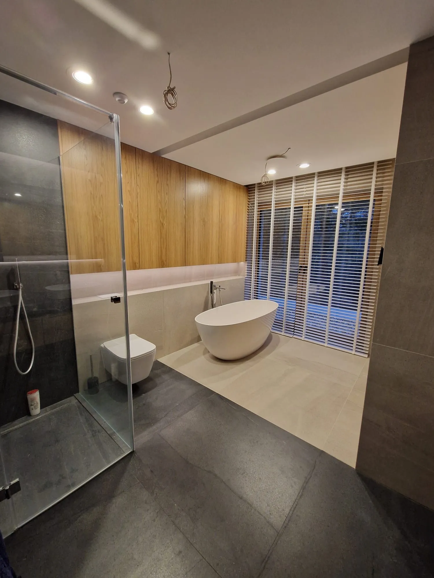 Realizacja WMS MEBLE — projekt 14